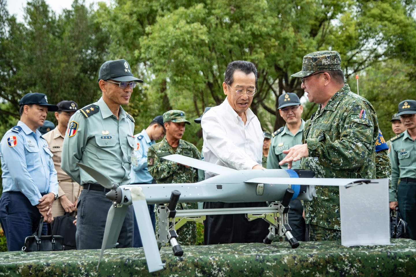 ALTIUS-600M無人機實彈射擊首曝！　顧立雄讚：可發揮不對稱作戰優勢