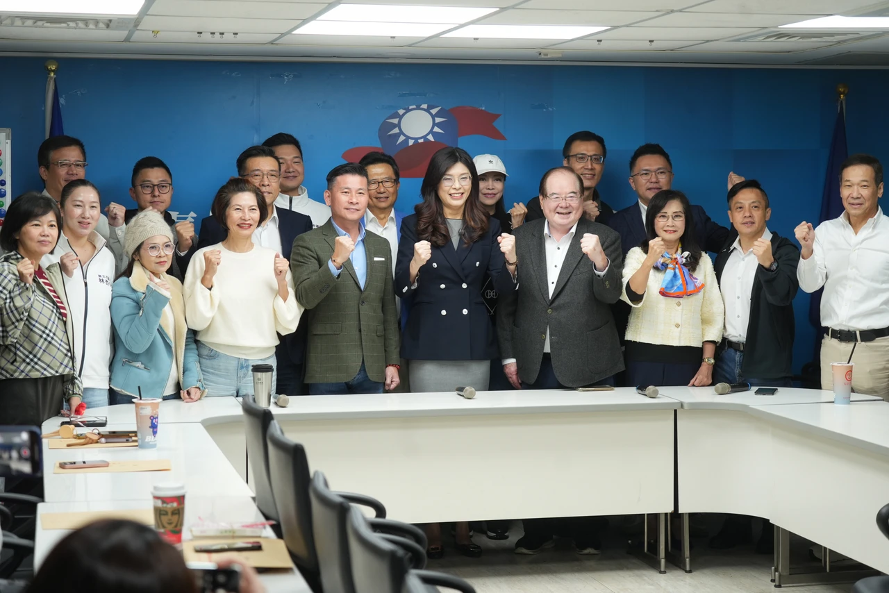 拜會藍議會黨團！鄭麗文喊助蔣萬安連任、選票更上一層樓