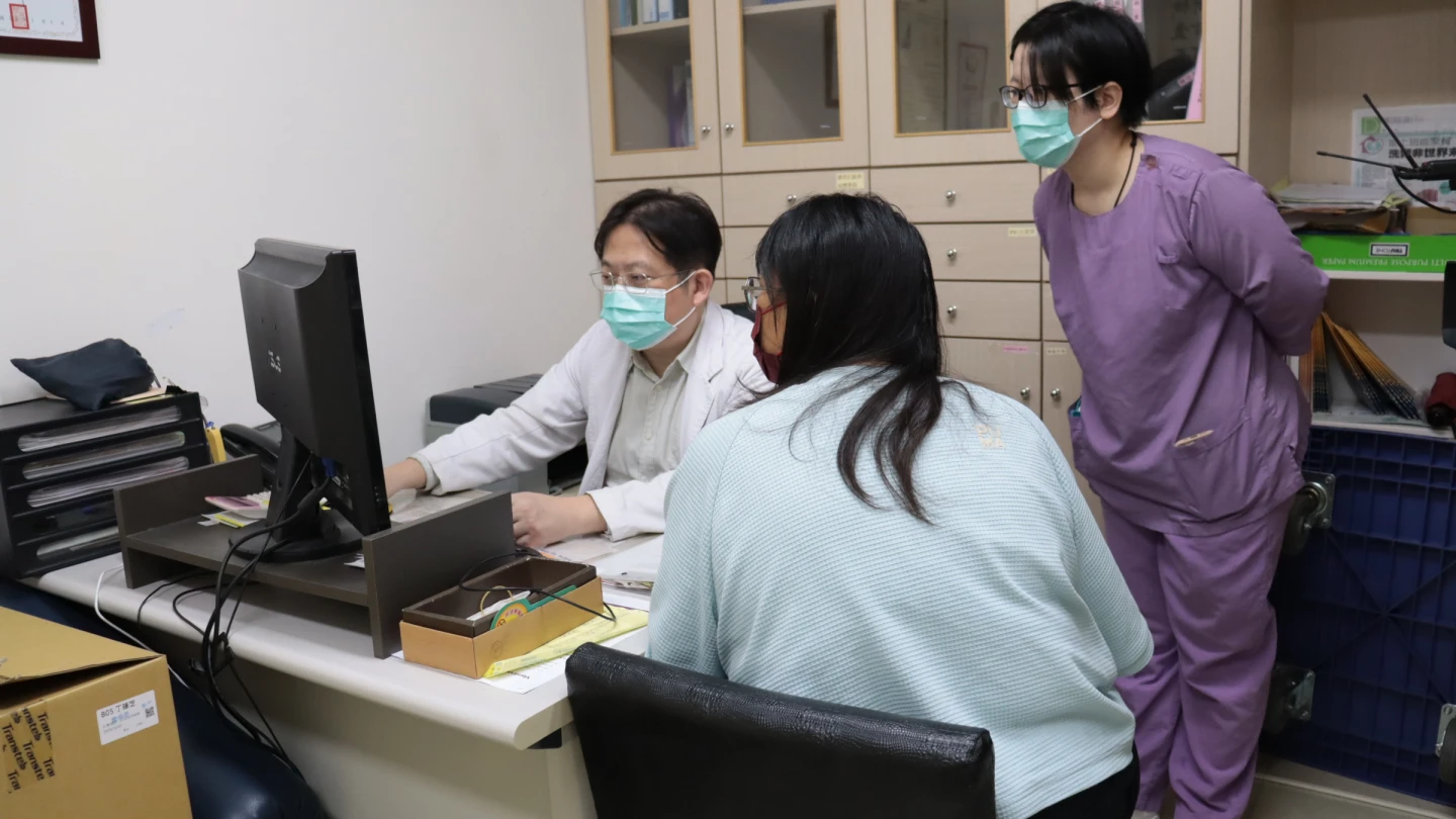 43歲女確診末期腎臟病！腹膜透析「睡覺就能洗腎」　生活重回正軌