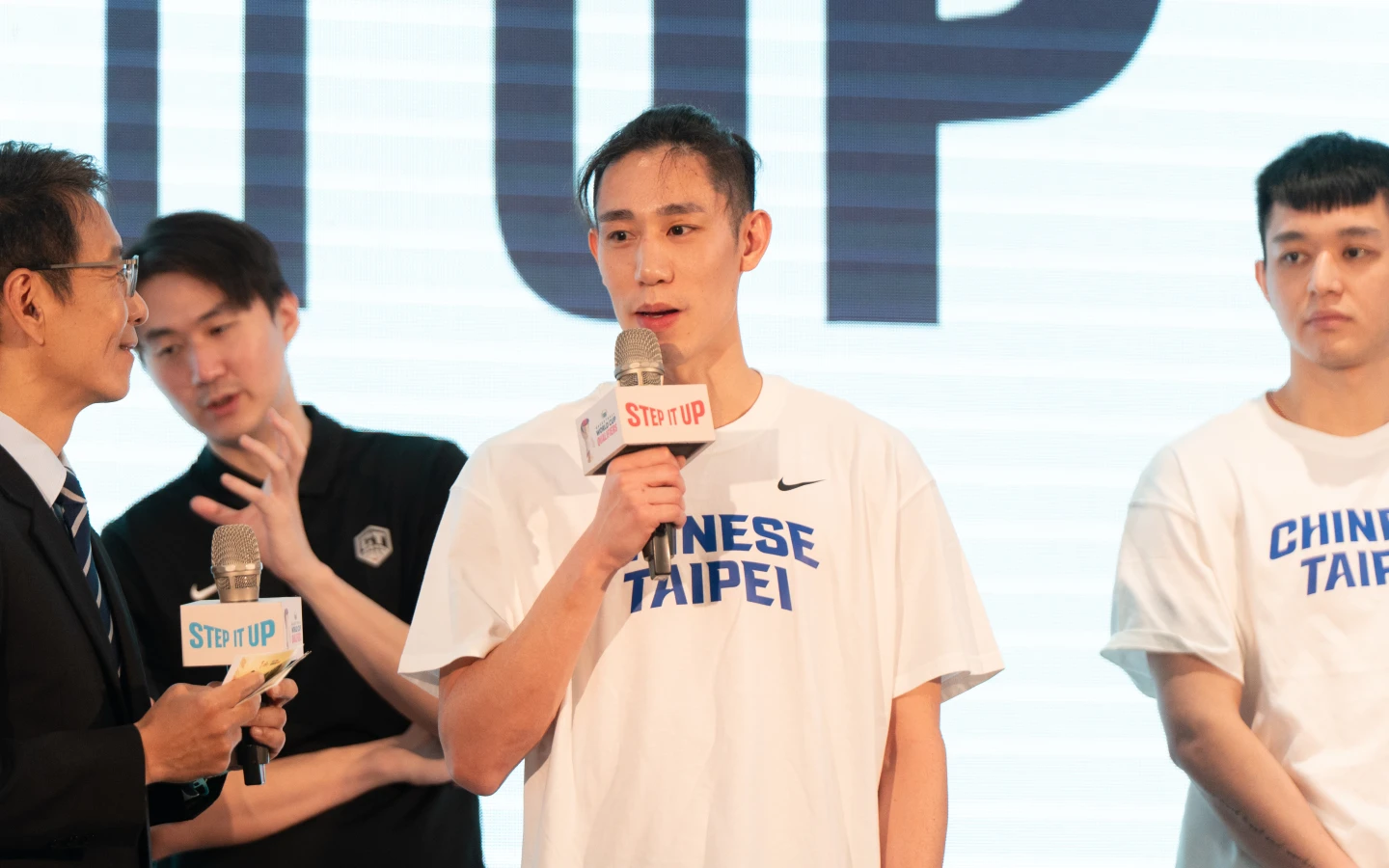 世界盃資格賽｜生涯首披台灣戰袍圓夢　「最老菜鳥」林書緯卻說有點尬