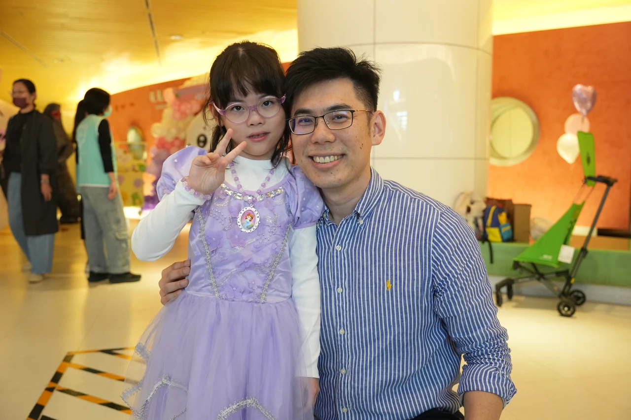 718公克生命奇蹟！早產兒茵茵出生3天開胸　化身公主回娘家