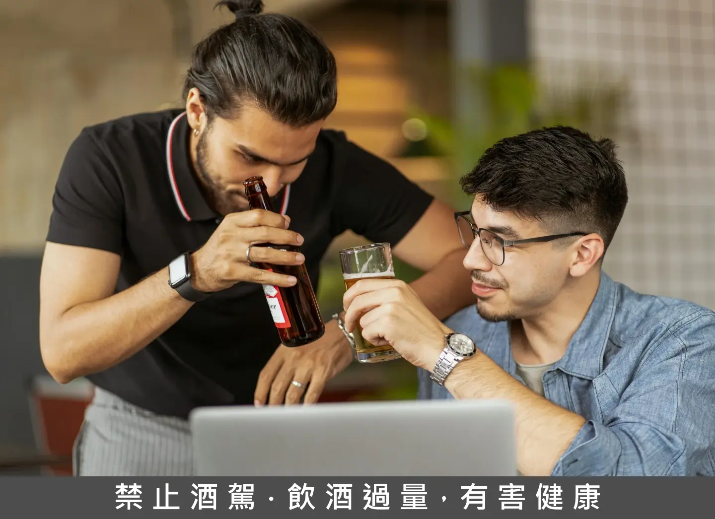 應酬日喝十罐啤酒　52歲老闆患酒精性失智症險毀事業