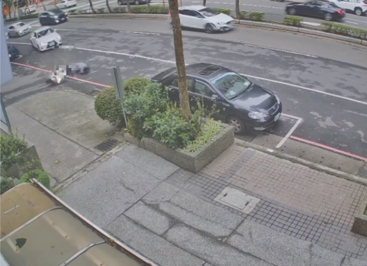 撞擊片｜八點檔女星騎車被撞！她腦中浮現這句　曝車禍心境