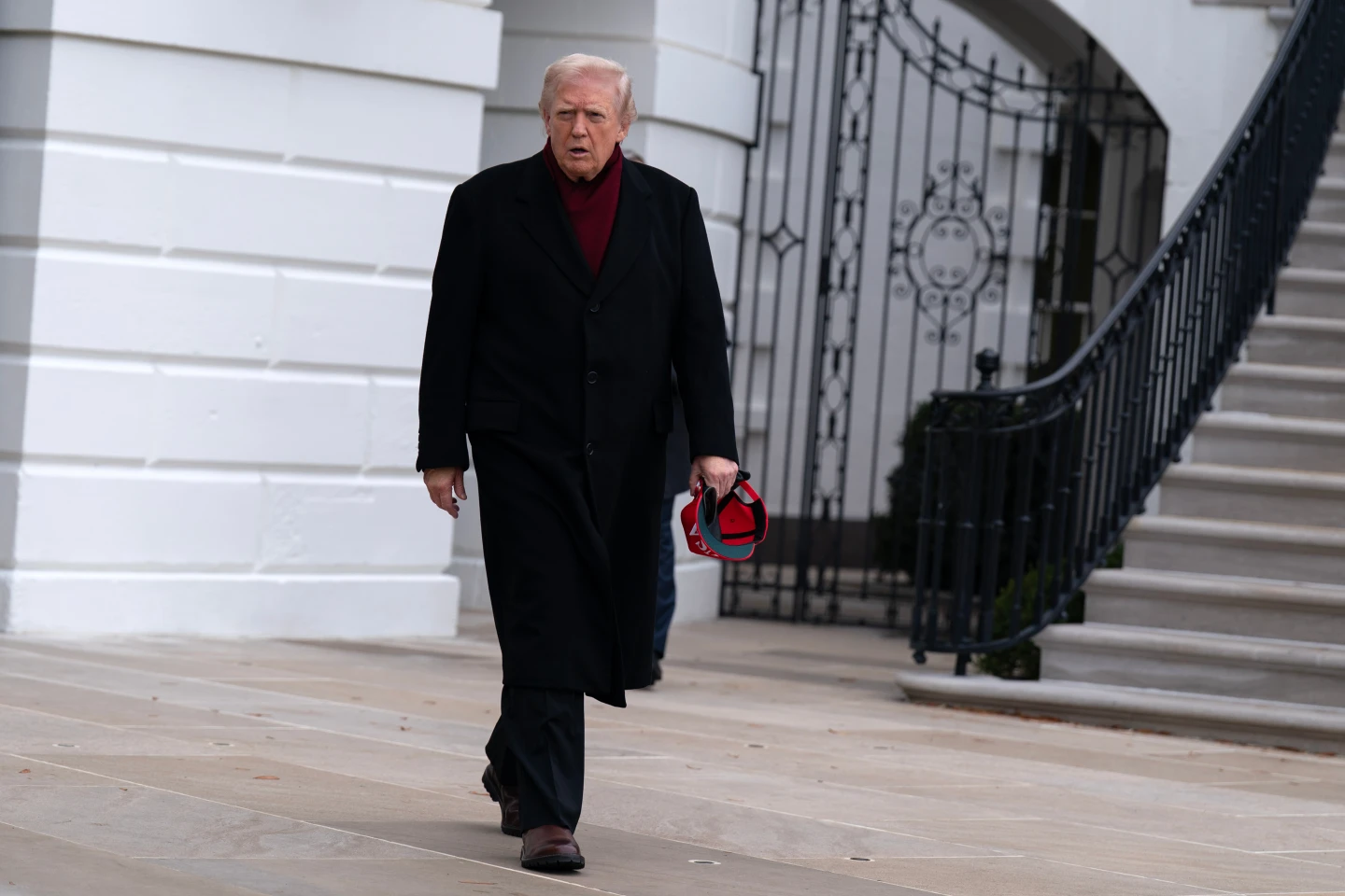 川普啟動「創世紀任務」　打造AI大平台加速科學發現