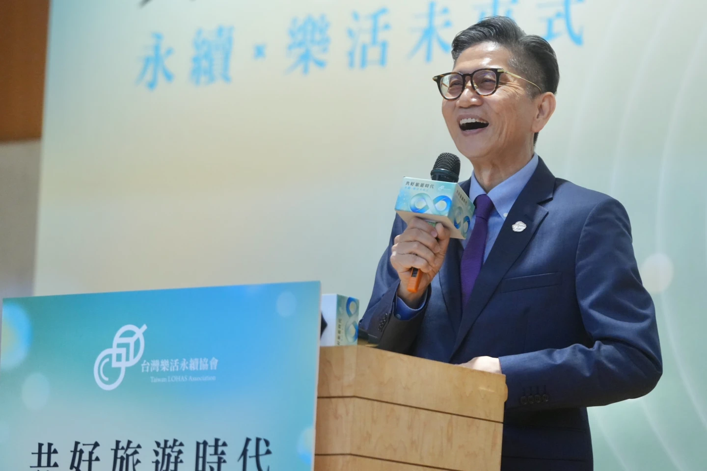 搶「大人囝仔」國旅商機！雄獅明年開樂齡打工換宿、人才培訓