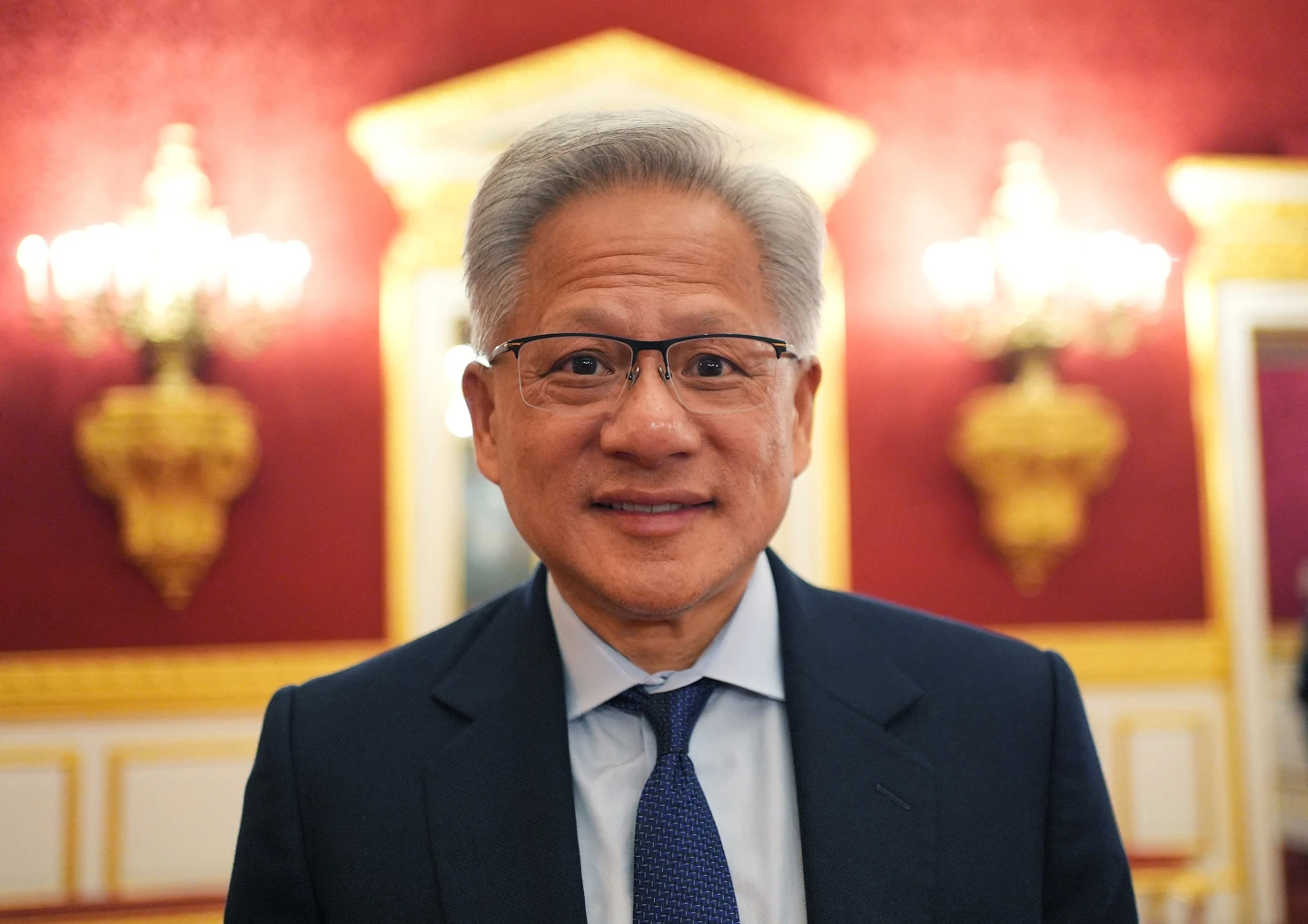 黃仁勳曝「五字」成功秘訣　「濃湯」用人哲學摒棄矽谷末位淘汰制