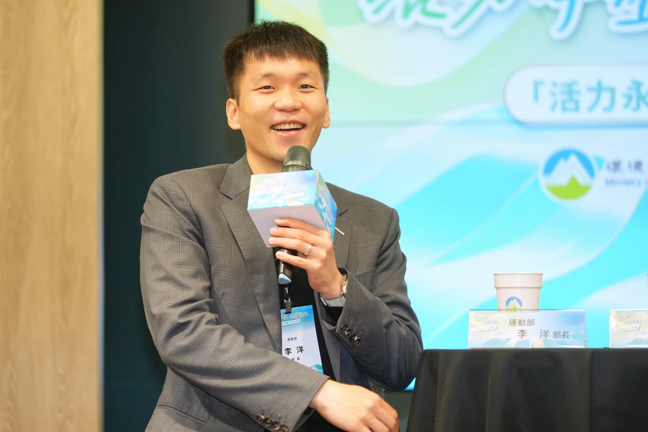 菜鳥部長成流量密碼！各部會搶合作　彭啓明偷教李洋「躲應酬」撇步