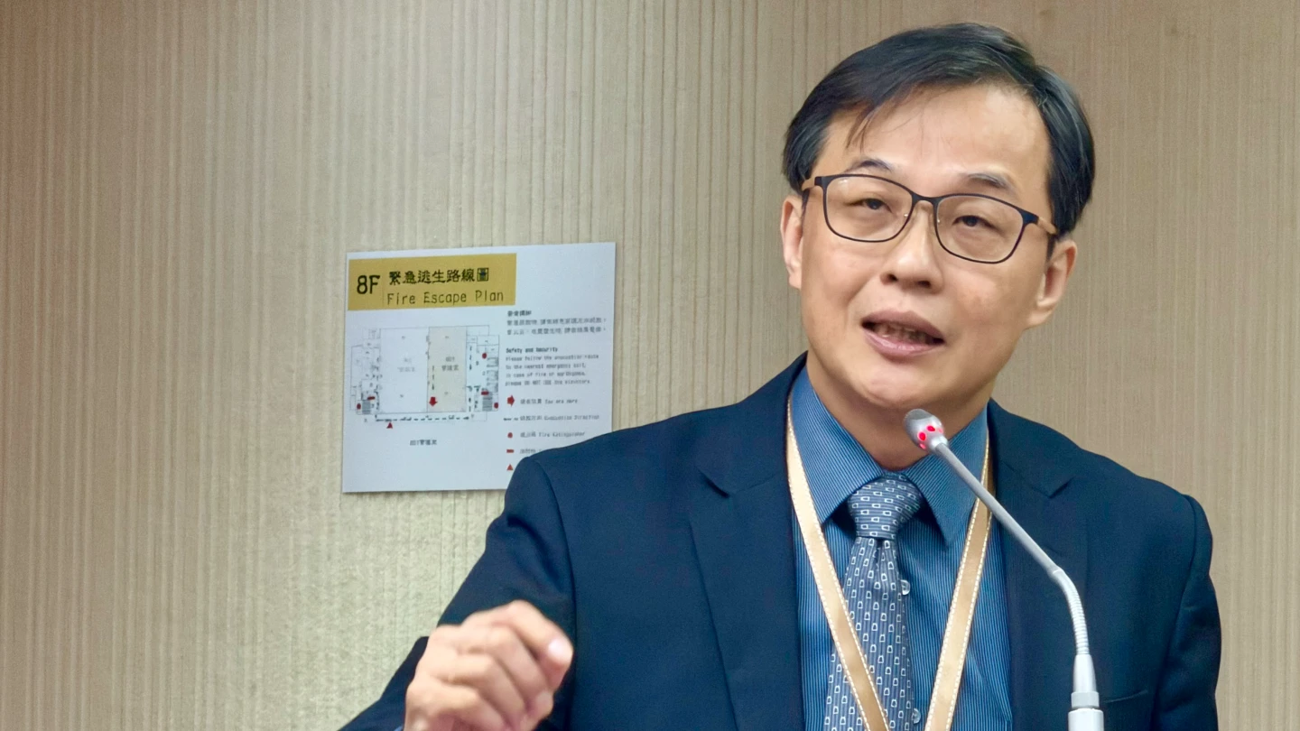 蘇丹紅化妝品風暴｜20款受影響產品　食藥署認2項未登錄、2周內補漏