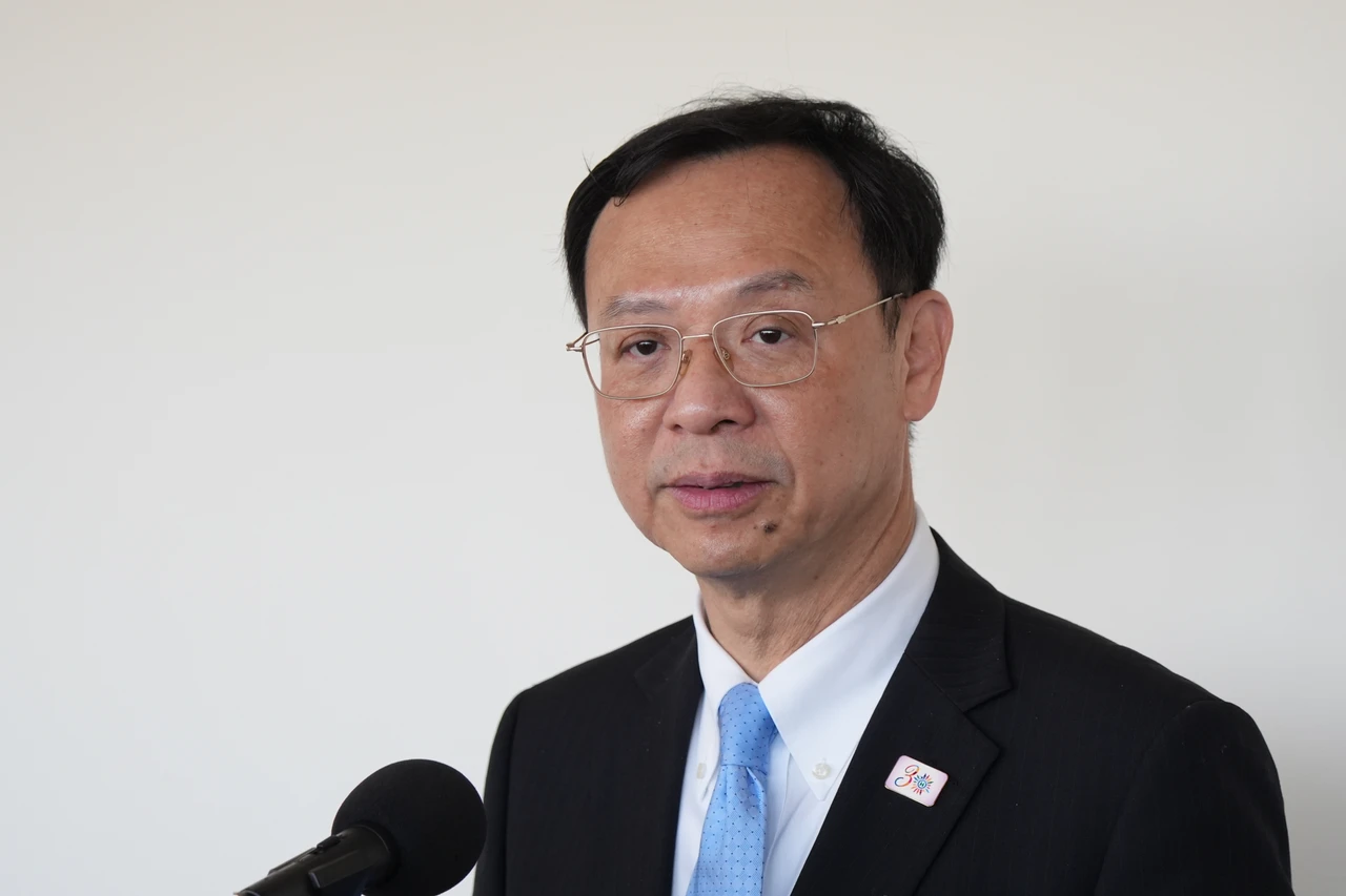 蘇丹紅化妝品風暴｜石崇良：未來會有一段時間列為後市場查驗項目之一