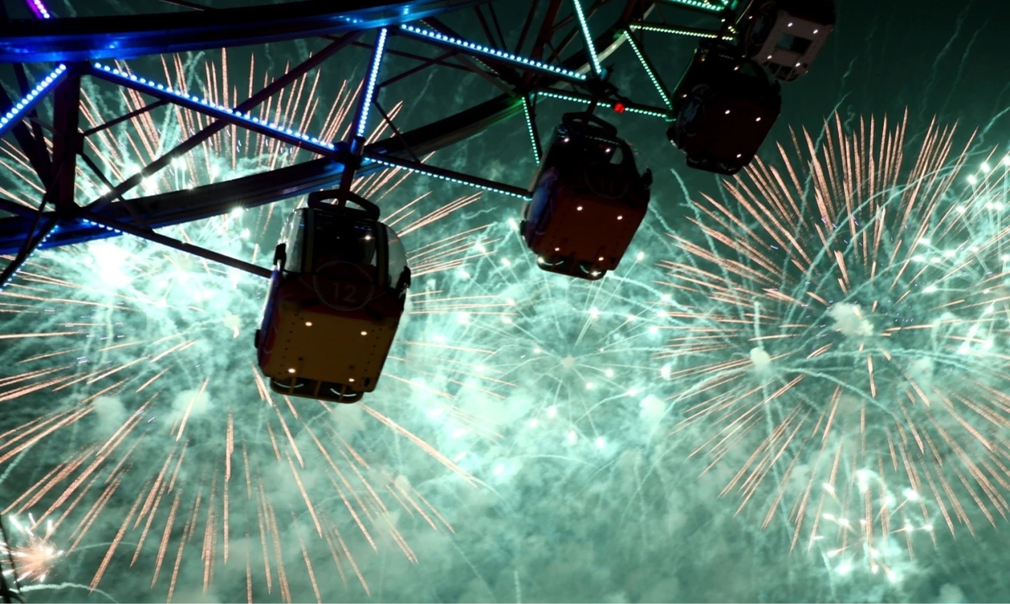 有片｜義大999秒跨年煙火「將種超巨大煙火樹」　摩天輪搖滾區開搶