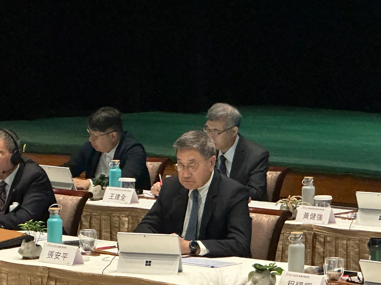 台泥法說2｜多元布局奏效！Q3毛利率回升至23%　中國水泥廠精簡人力2成