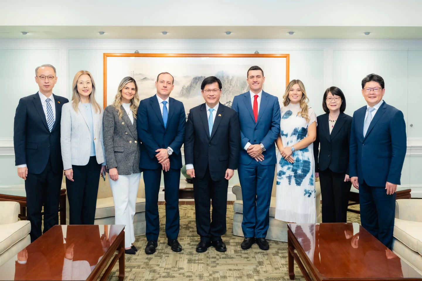 哥國政府喊支持一中「打臉訪台2主席」　外交部：勿再附和悖離事實主張