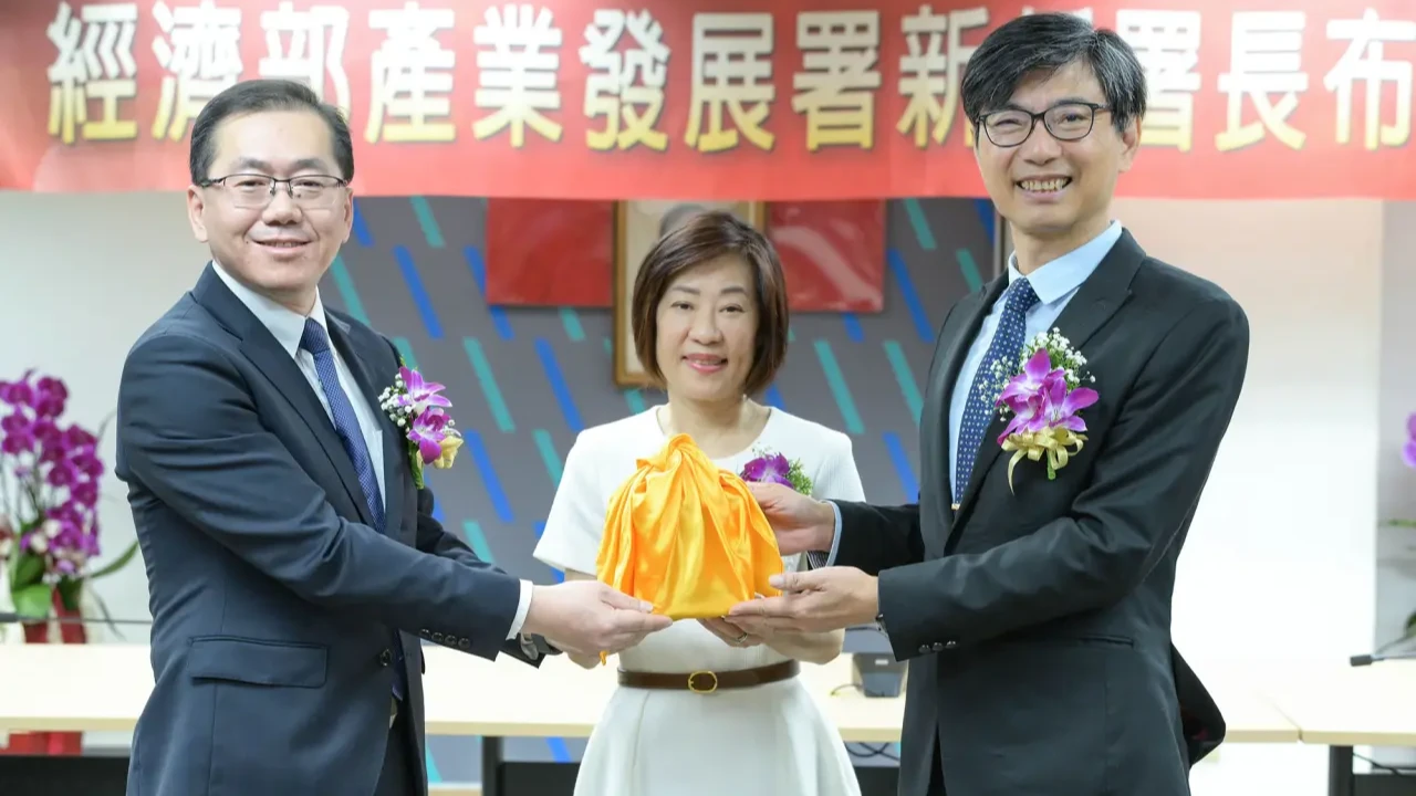 產創條例子法全數上路　AI、節能減碳投資抵減上限提高至20億