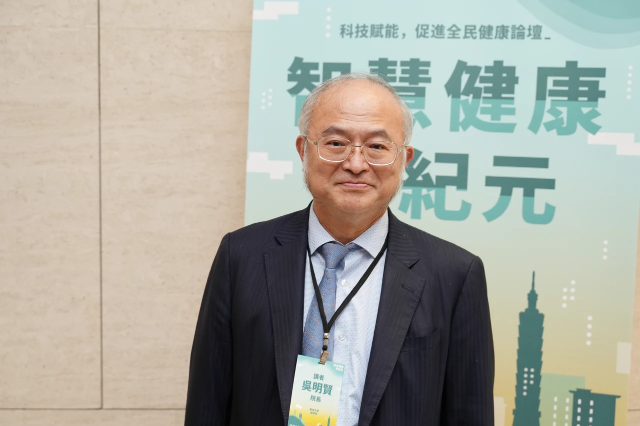 吳明賢昏迷50天未醒　台大院長余忠仁證實：準備進入長期照護