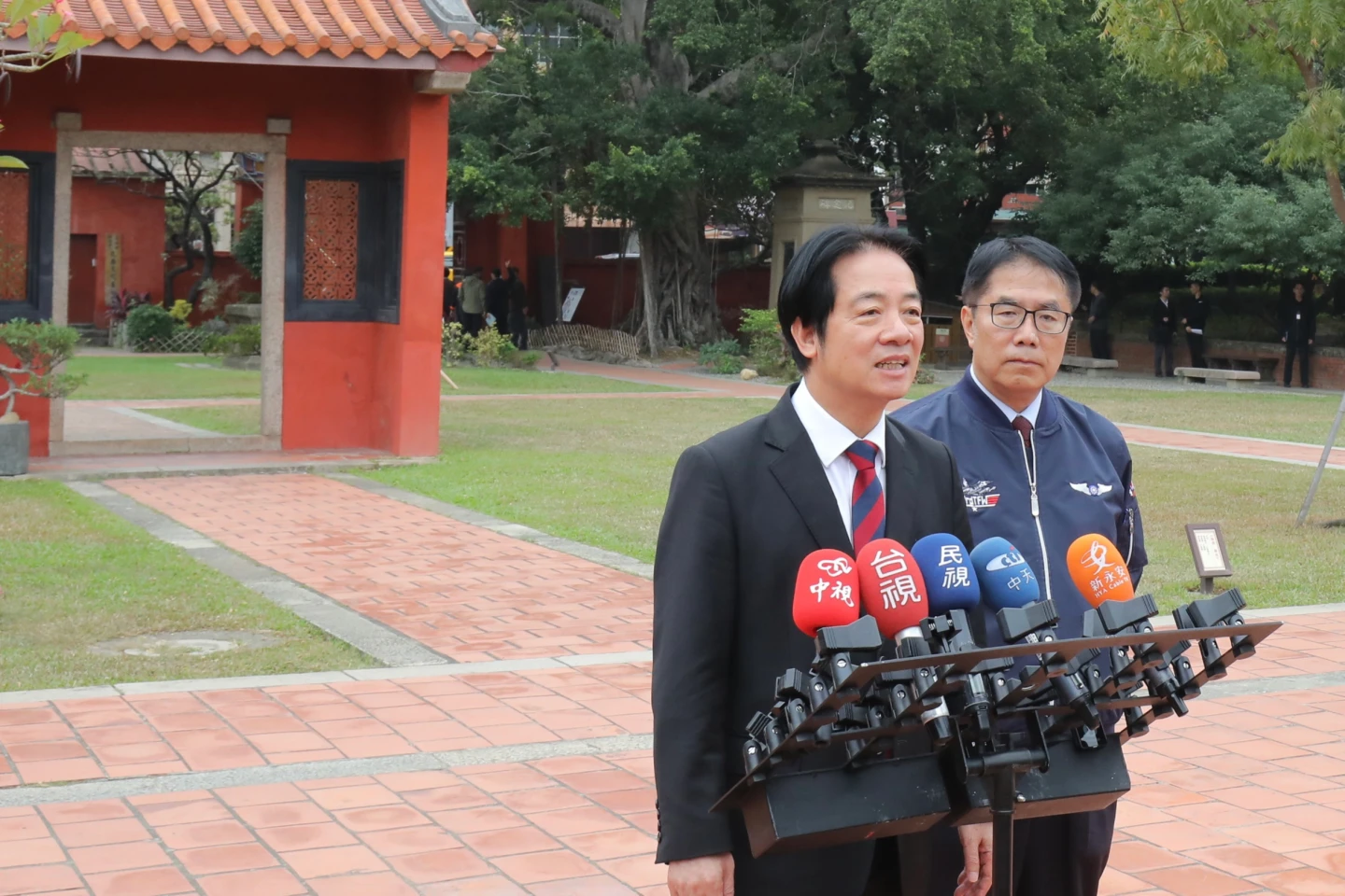 賴清德反對修《國籍法》！大讚韓網紅「金針菇」、瑞莎　用行動表達愛台灣