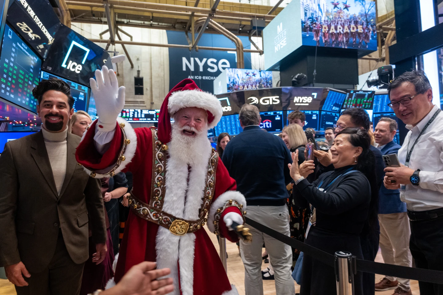 美股收紅　芝商所技術故障一度交易中斷