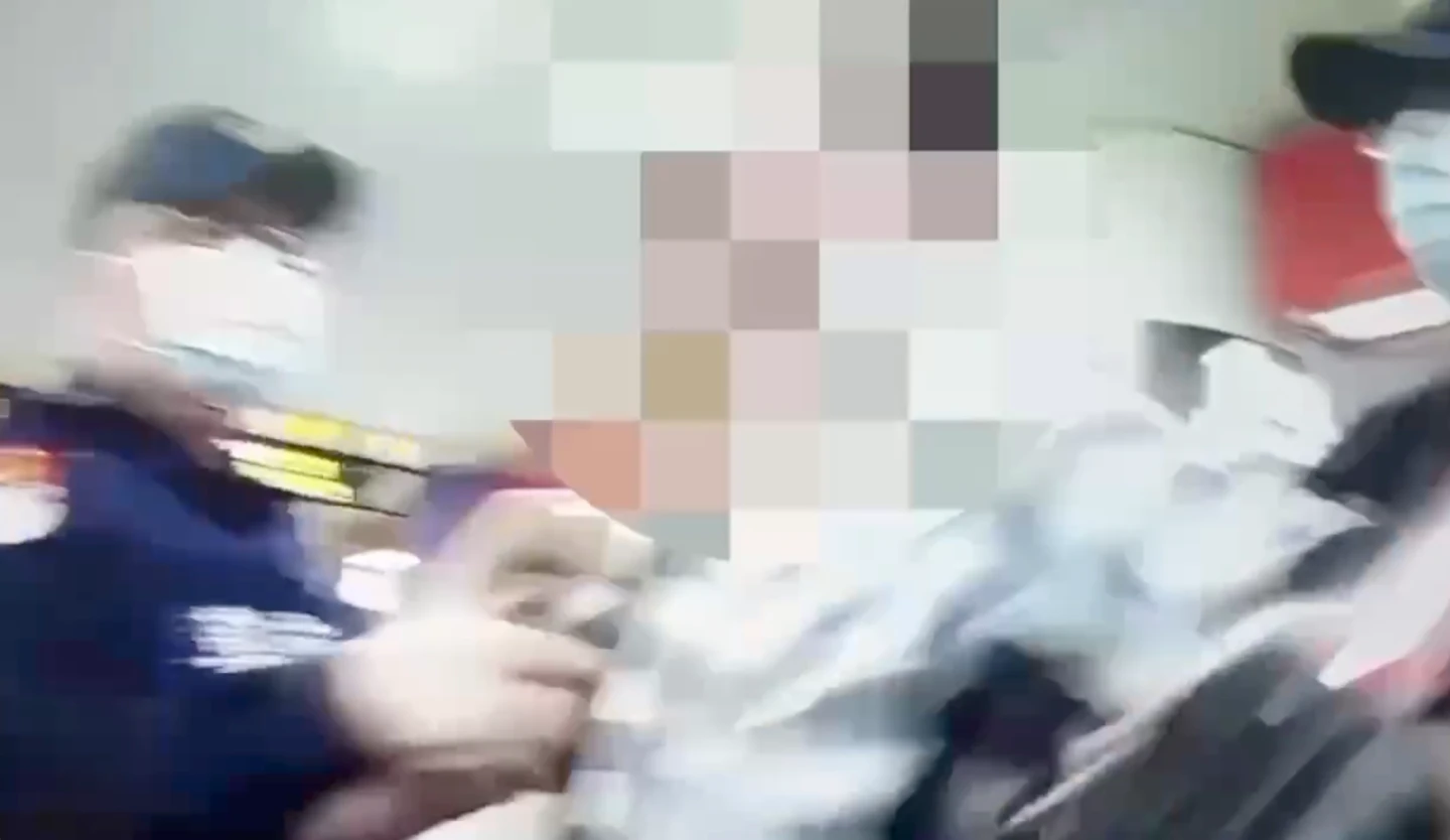 壓制片｜北捷傳色狼！噁男親吻外籍女左肩還拳毆站長　捷運警動作了