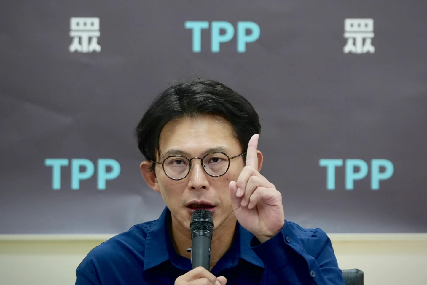 遭爆子弟兵搶地盤逼走李有宜！黃國昌稱不會戳圓仔湯：沒有任何人有特權