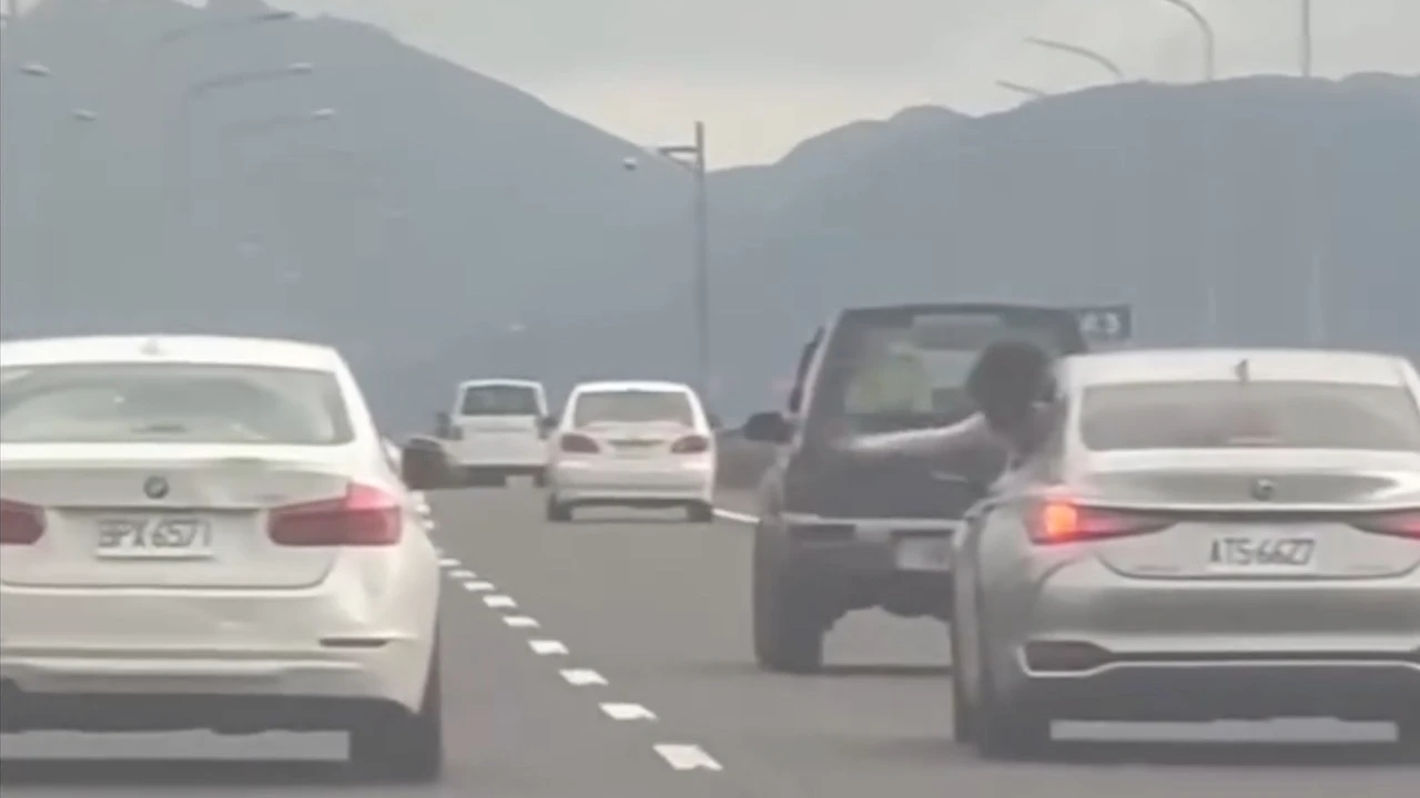 路怒片｜國5上演瑪利歐賽車互砸水球　另有人逼車假動作「我最搖擺」