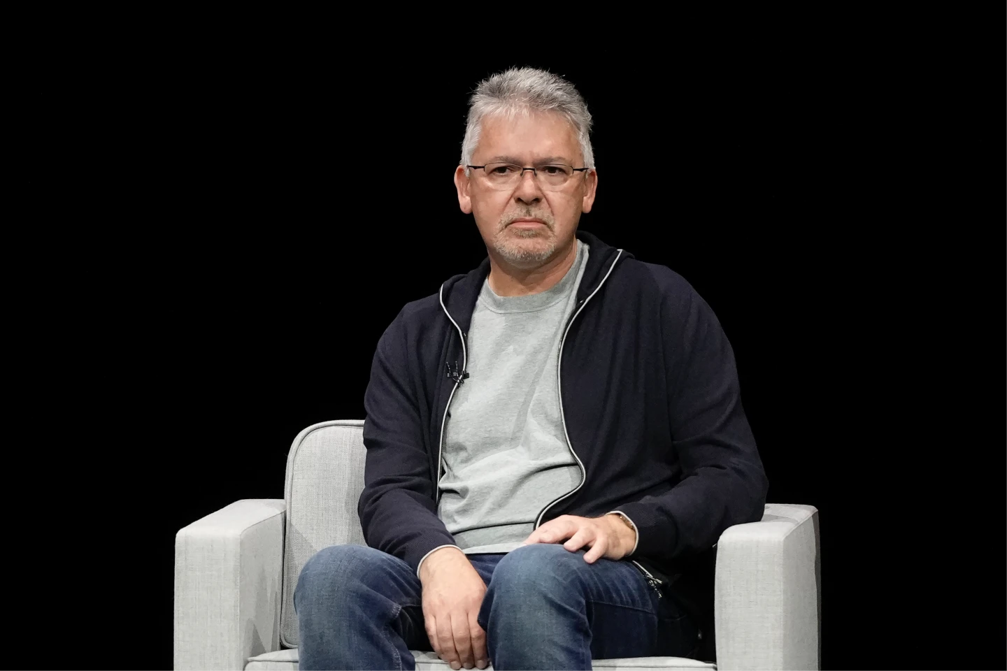 蘋果重整AI團隊！高層主管將「退休」　挖角Gemini資深工程師接手