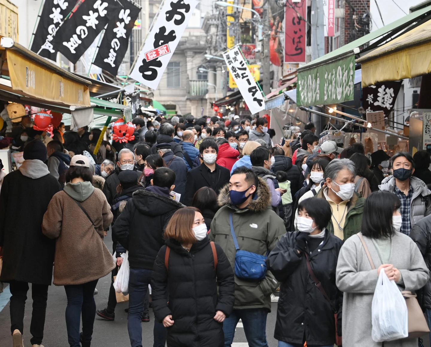 遊日注意！年關將近　築地場外市場呼籲外國遊客別來人擠人