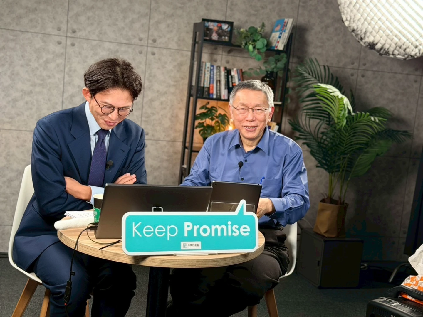 稱鄭麗文衝擊國民黨！柯文哲談2026藍白合比全民調　「民眾黨不會耍詐」