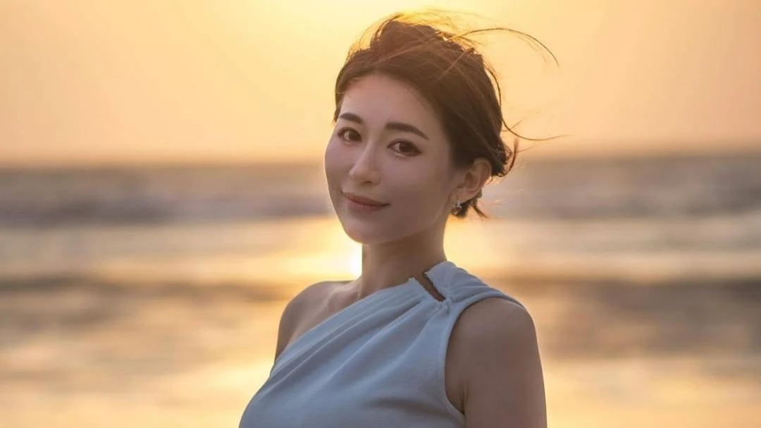 「小草女神」選議員遭起底！四叉貓爆「淘寶貨翻4倍賣」　劉芩妤行程突取消