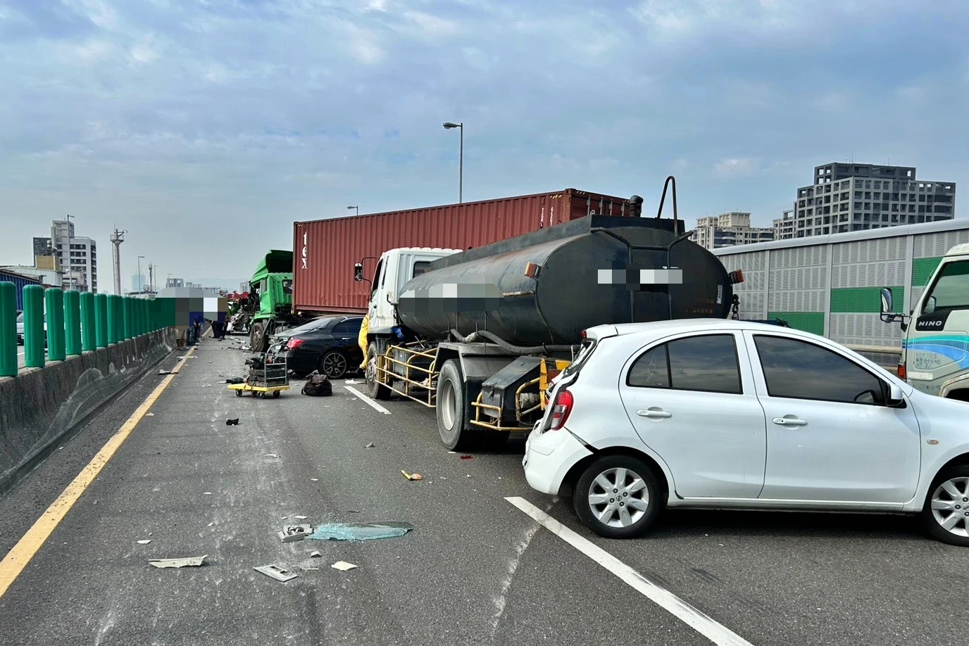 國10連環撞！波及7車、5人受傷　回堵6公里