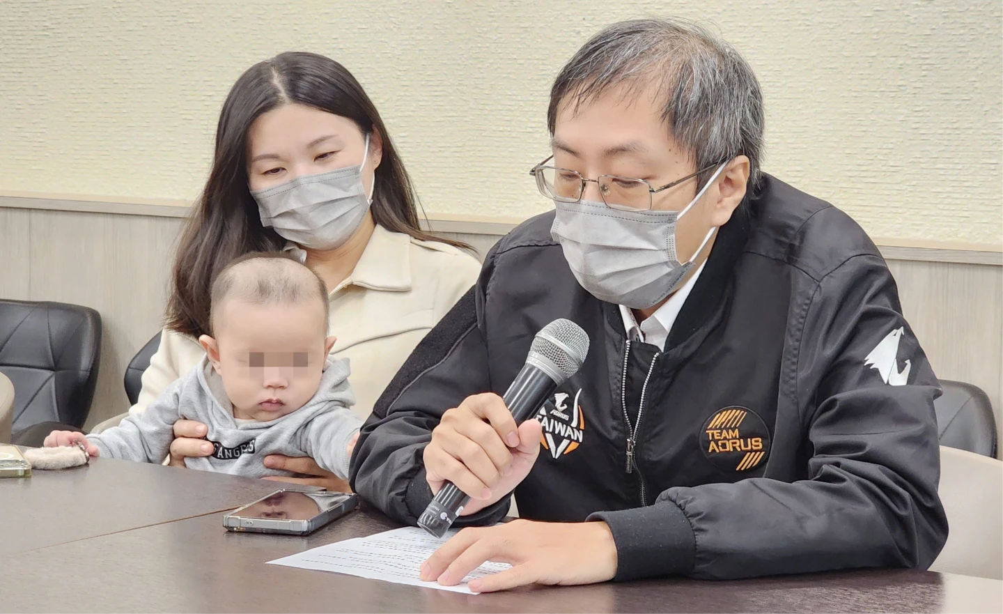 出生2週爆急性心臟衰竭！瘦弱男嬰命懸一線　奇美醫「針孔」神救援