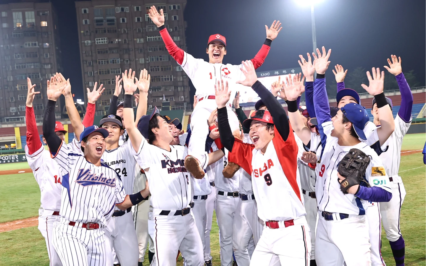 冬盟｜業餘完勝職業！日本內戰　社會人打敗職業聯隊摘冠