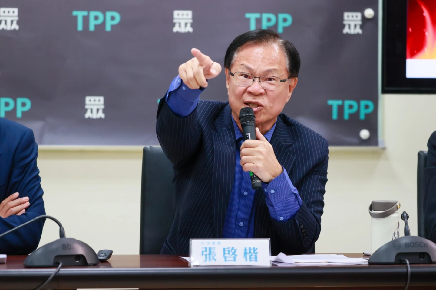 民眾黨拍板「12月底徵召張啓楷戰嘉義市長」　國民黨：積極整合溝通