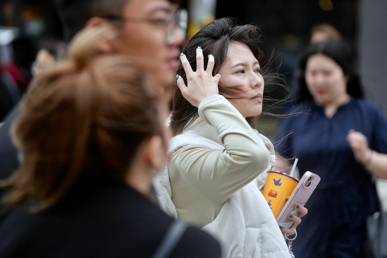 台北天氣今回暖穩定！27日新一波冷空氣報到　先濕後乾凍3天