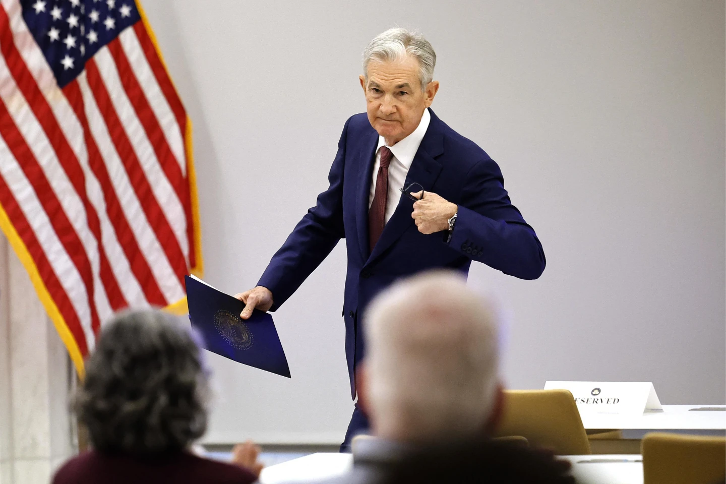 Fed急轉鴿！降息1碼＋重啟QE　台積電ADR創新高、道瓊飆500點