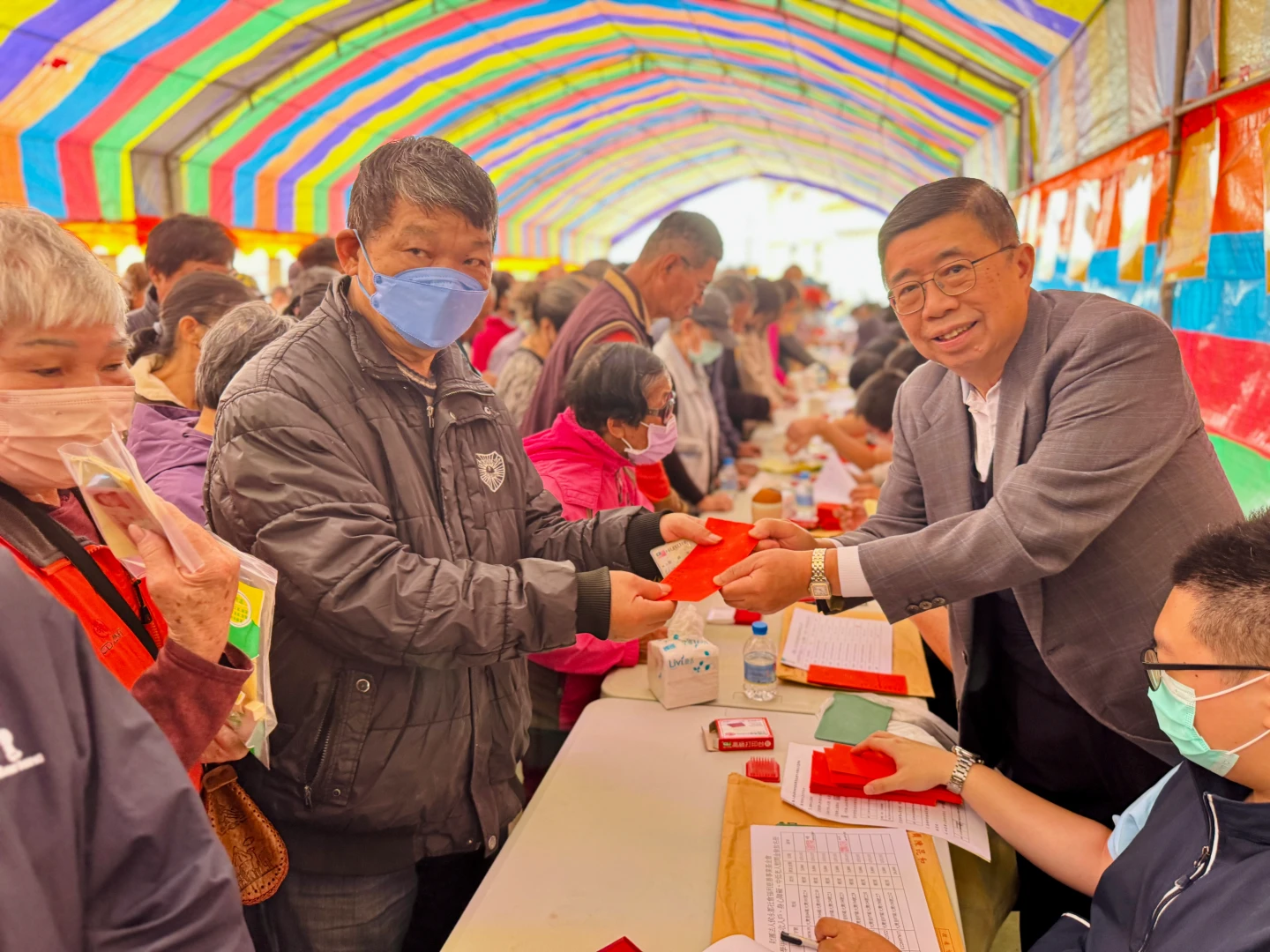 總裁揪甘心！南紡侯博明守護故鄉15年不間斷　再捐804萬元2383人受惠