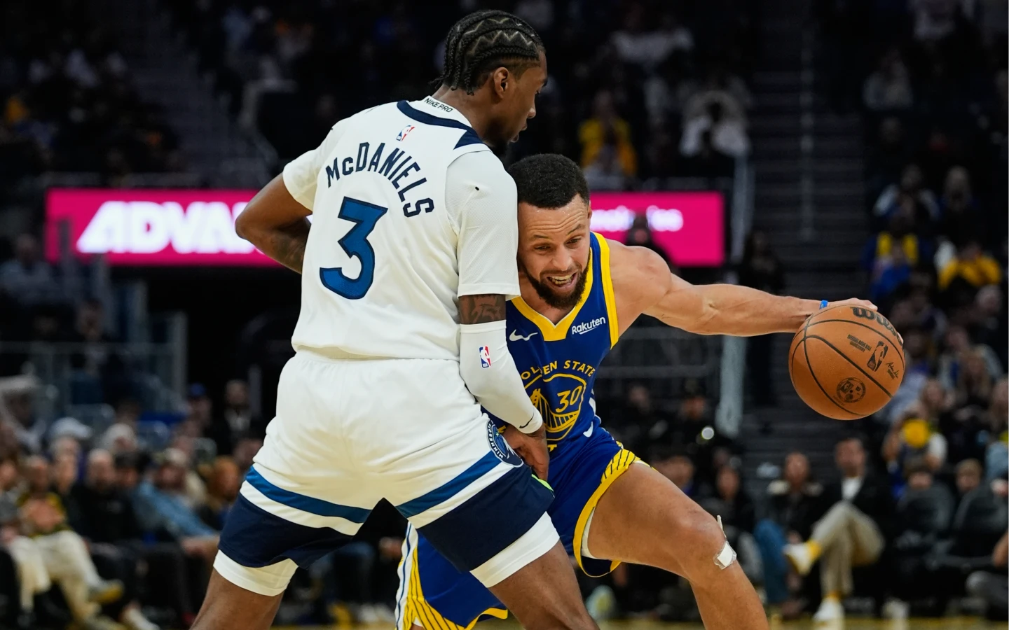 NBA｜復出首戰爆砍39分！柯瑞超越籃球之神22年紀錄　晉升史上第一人