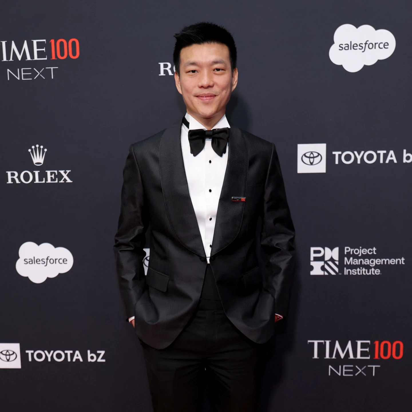 泰國明年2月8日國會大選　38歲在野黨黨魁人氣高