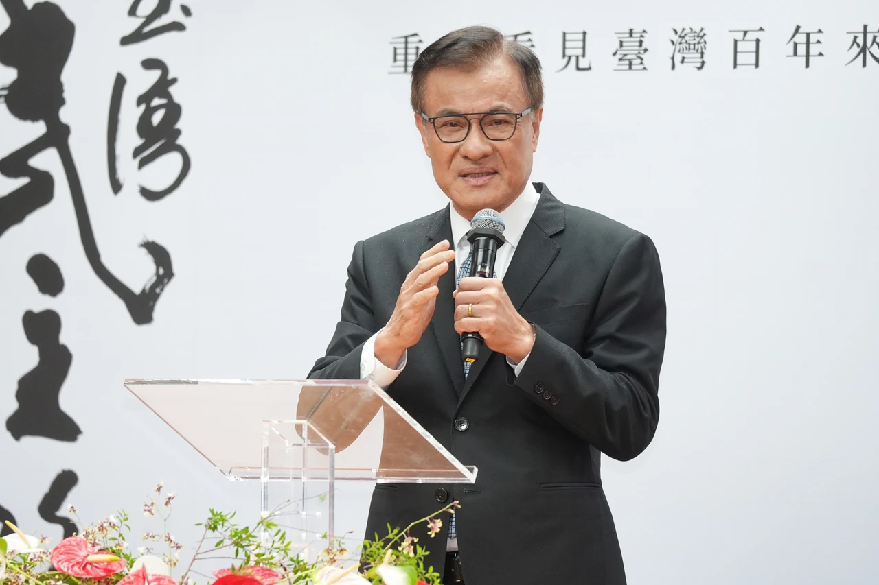 蘇嘉全接任海基會董事長！總統府深夜宣布　盼推動兩岸正面交流