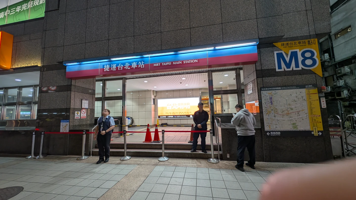 北車男疑阻擋兇嫌遭砍　台大醫院證實19:30搶救不治