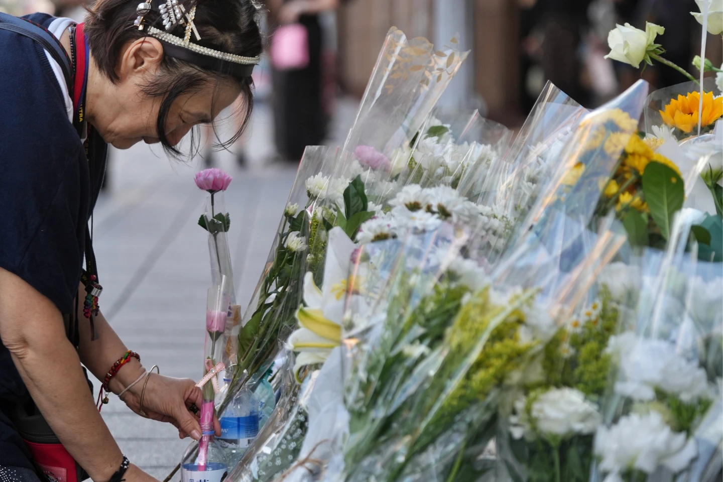 騎士遭張文割喉亡！姊親筆字條「真希望替你擋這一切」　令人揪心淚崩