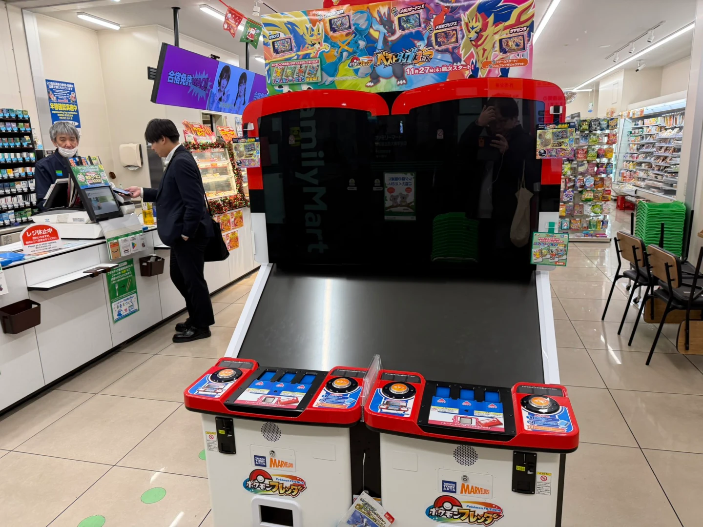 日本全家擴大引進夾娃娃機　為何從便利商店跨界電動間