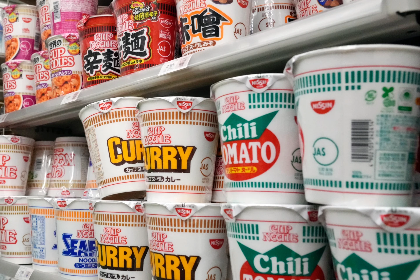 日清食品下修明年財測　因在外被這國泡麵打趴