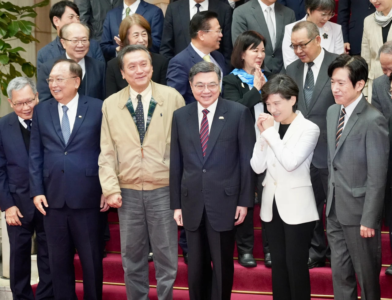 經發會歲末開會！卓榮泰不甩藍白彈劾　淡定喊這件事才是國家正辦