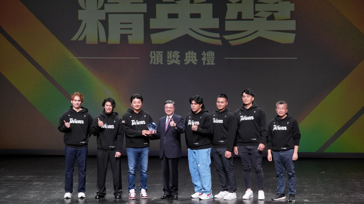 精英獎｜中華隊12強奪冠奪特別獎　卓榮泰：經典賽將成各國最強假想敵