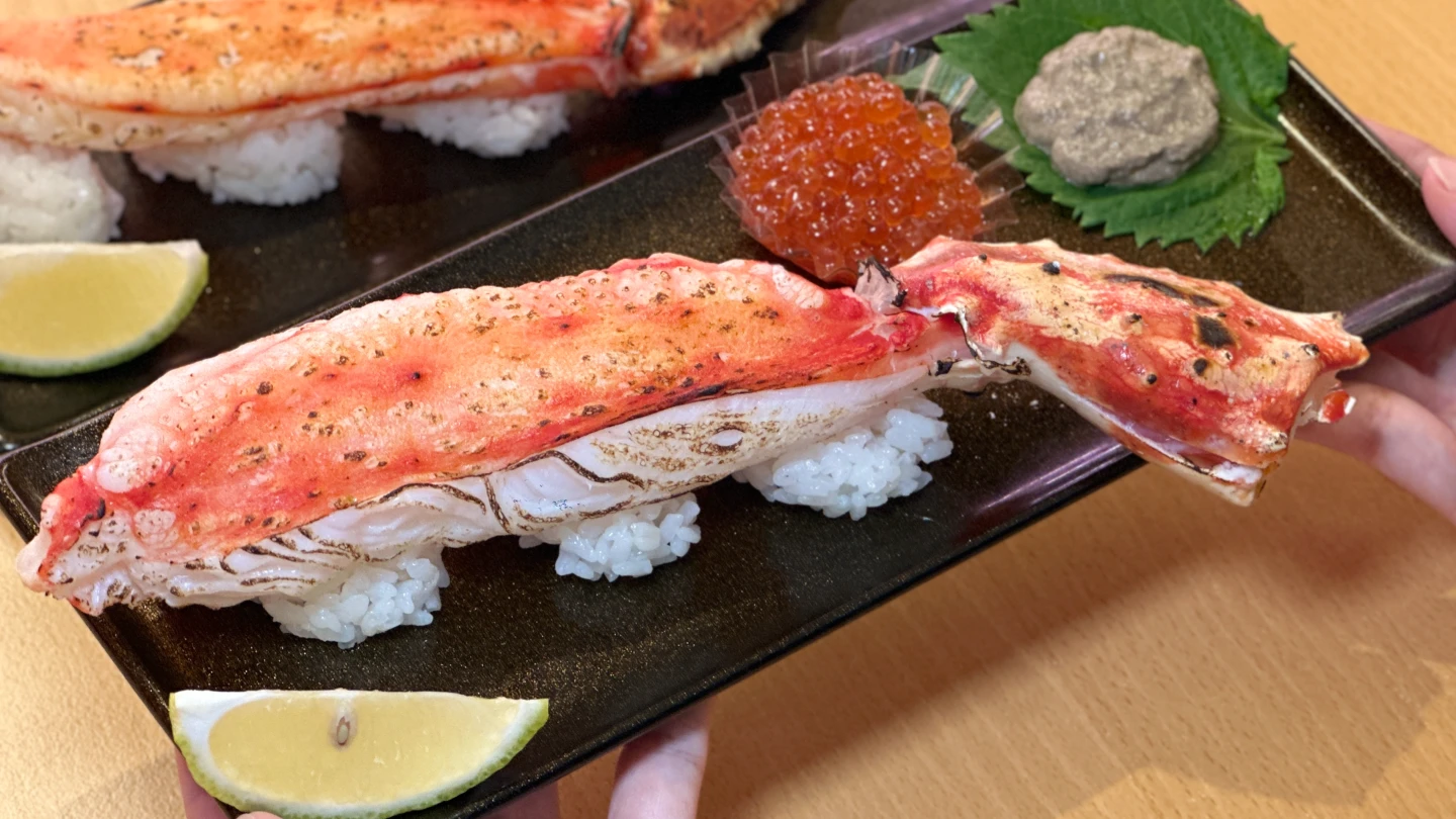 一盤最貴1314元！壽司郎首賣整支帝王蟹腳　全台限1300份今起開吃