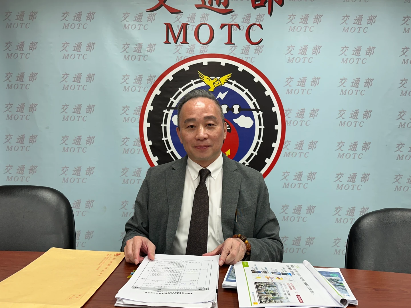 4線捷運包圍！台鐵釋安東街3600坪精華地　開發住宅+店面年收上看2億