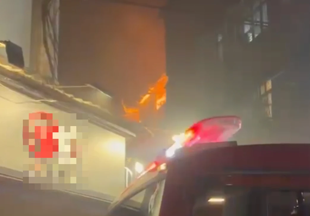 有片｜北市中山區5樓公寓竄火！　2人行動不便命喪火窟