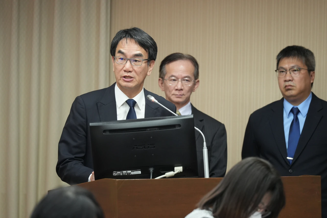 數發部法律科技及商業3管齊下防詐！各項指標顯示案件大幅下降　一文看懂今年打詐成果