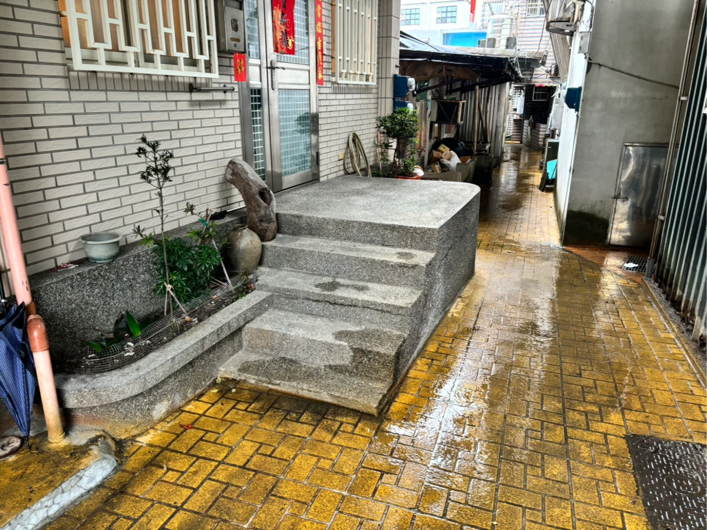 有片｜瑞芳男返家遇刺送醫！傷者經查為毒品人口　疑與毒友口角有關