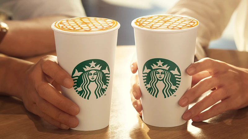 跨年優惠先收！星巴克12/29限時1天買1送1　必勝客抽東京雙人機票