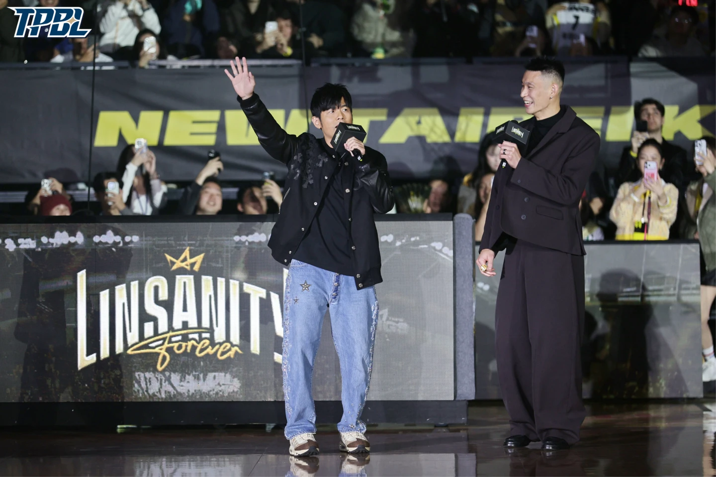 TPBL｜周杰倫驚喜現身嗨翻全場　林書豪感謝老婆犧牲自己不曝光